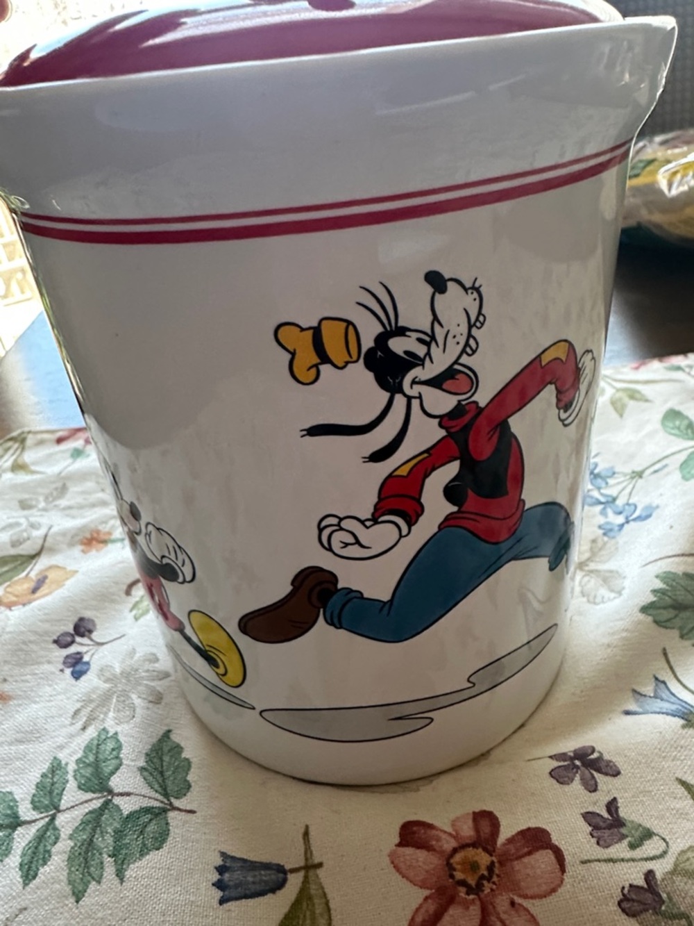Mickey Mouse Ceramic Cookie Jar/Canister with Red Lid - Picture 3 of 9